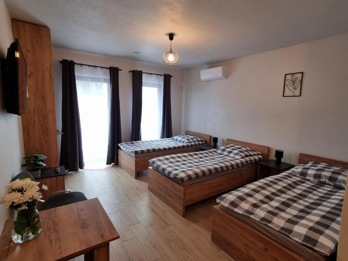 Pokoje Pod Wietrznia Kielce Exterior foto